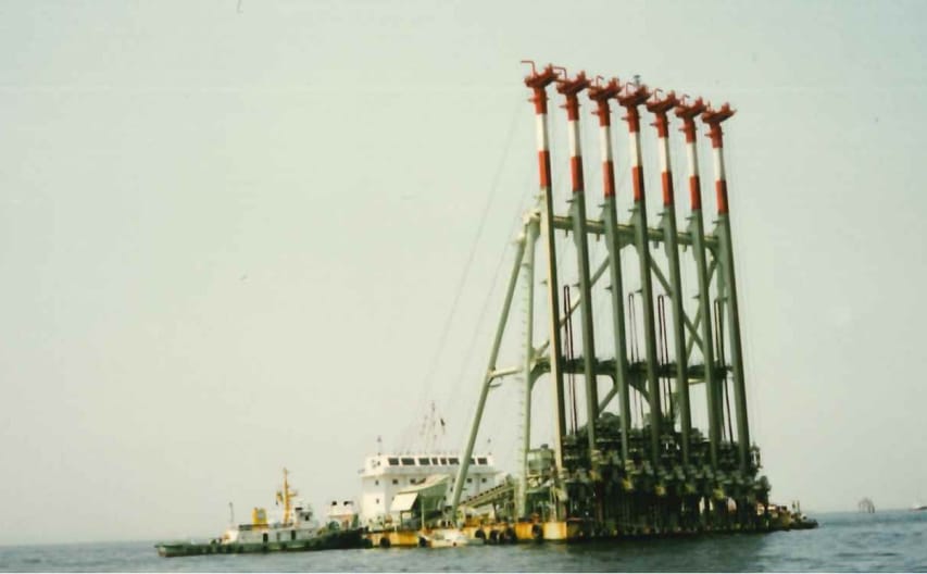 施工した作業船